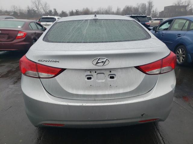 Photo 6 from auction – 2011 HYUNDAI ELANTRA GL with VIN 5NPDH4AE6BH003440