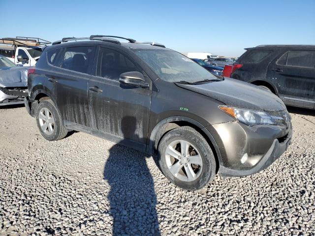 Photo 4 from auction – 2014 TOYOTA RAV4 XLE with VIN JTMRFREV2ED086197