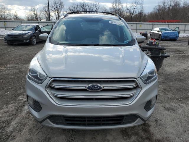 Photo 5 from auction – 2018 FORD ESCAPE SEL with VIN 1FMCU9HD8JUB94957