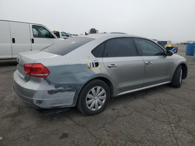 Photo 3 from auction – 2012 VOLKSWAGEN PASSAT S with VIN 1VWAP7A38CC004010