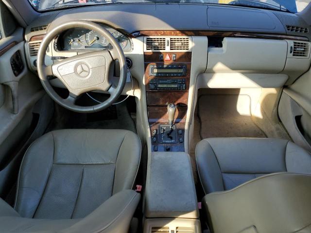 Photo 8 from auction – 1997 MERCEDES-BENZ E 320 with VIN WDBJF55FXVA430115