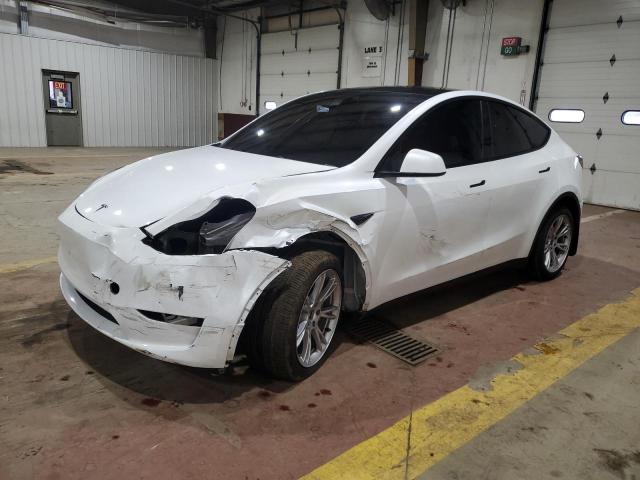 TESLA MODEL Y 2024 with VIN 7SAYGDEE3RA235372 - Photo from auction