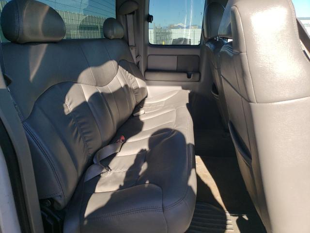 Photo 10 from auction – 2000 CHEVROLET SILVERADO with VIN 2GCEK19T4Y1238159