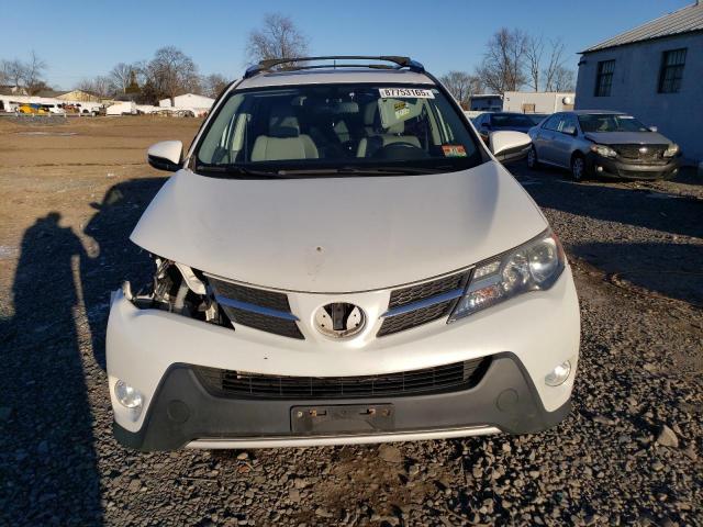 Photo 5 from auction – 2015 TOYOTA RAV4 LIMIT with VIN JTMDFREV3FD172310
