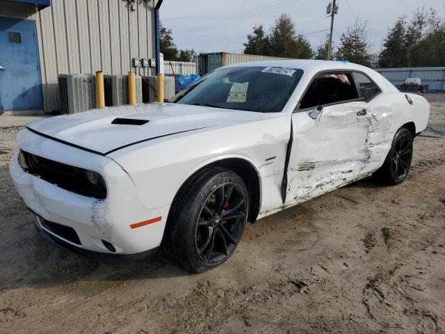 DODGE CHALLENGER 2018 with VIN 2C3CDZBTXJH226884 - Photo from auction