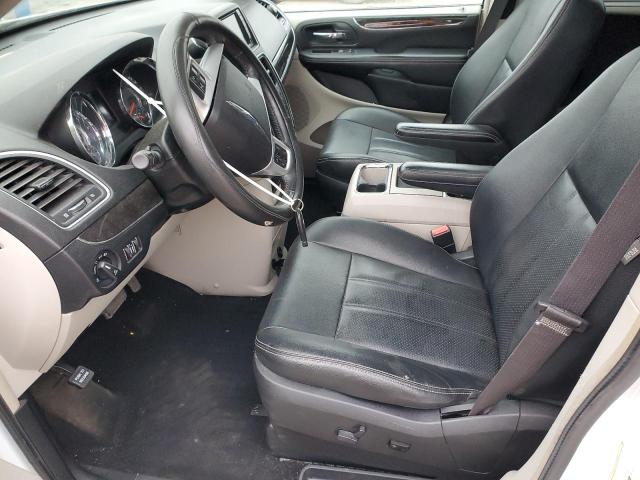 Photo 7 from auction – 2016 CHRYSLER TOWN & COU with VIN 2C4RC1CG0GR174874