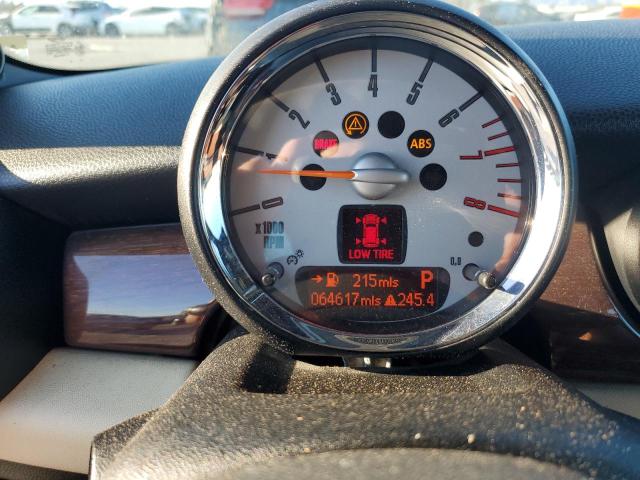 Photo 9 from auction – 2010 MINI COOPER CLU with VIN WMWML3C57ATX38926