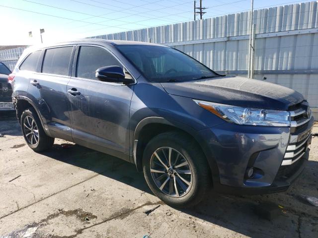 Photo 4 from auction – 2019 TOYOTA HIGHLANDER with VIN 5TDJZRFH7KS722416
