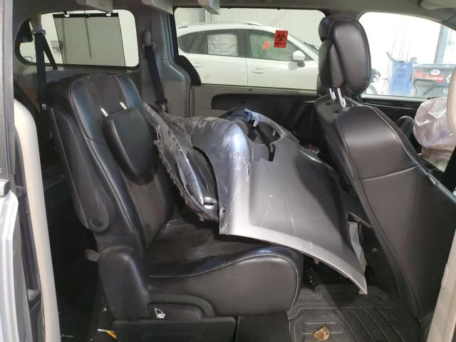 Photo 11 from auction – 2014 CHRYSLER TOWN & COU with VIN 2C4RC1CG9ER273173