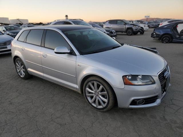 Фото 4 с аукциона – 2011 AUDI A3 PREMIUM с VIN WAUBEAFM1BA035389