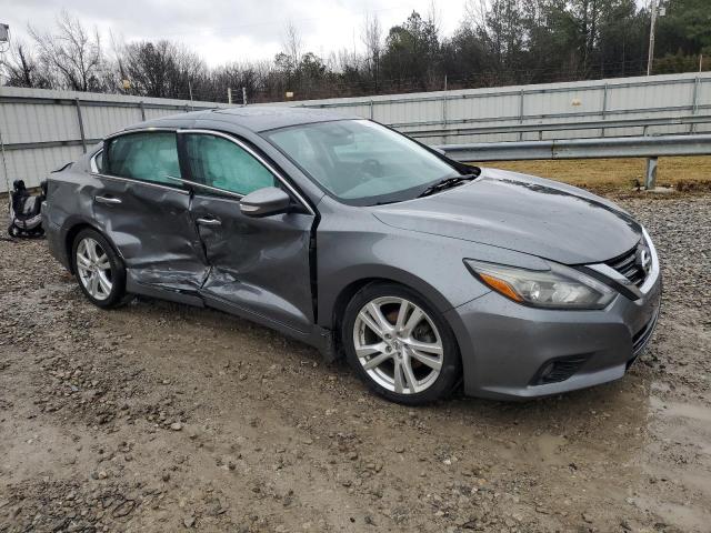 Photo 4 from auction – 2017 NISSAN ALTIMA 3.5 with VIN 1N4BL3AP8HC493701