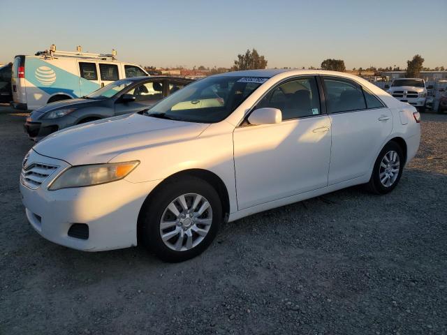 TOYOTA CAMRY BASE 2010 z numerem VIN 4T4BF3EK4AR084418 - Zdjęcie z aukcji