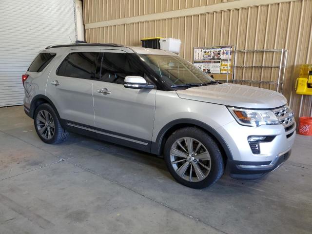 Photo 4 from auction – 2018 FORD EXPLORER L with VIN 1FM5K7F88JGA21463