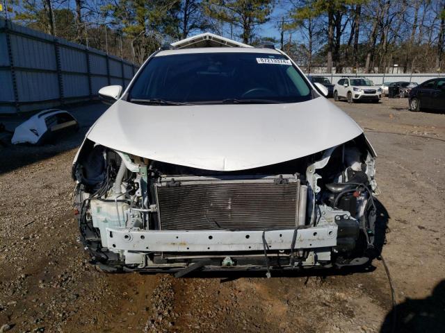 Photo 5 from auction – 2018 TOYOTA RAV4 with VIN 2T3WFREV1JW477700