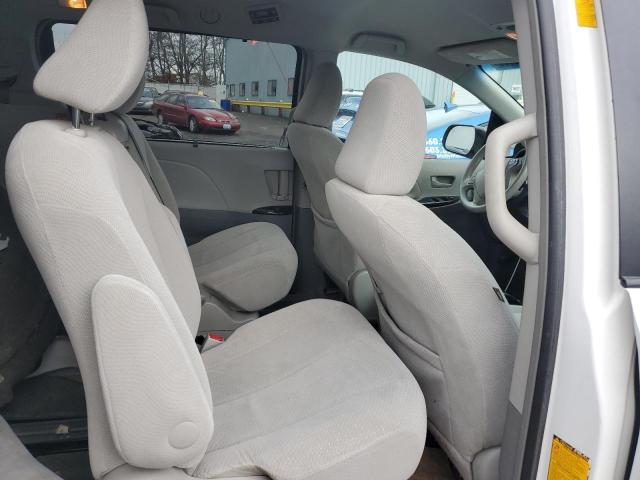 Photo 10 from auction – 2014 TOYOTA SIENNA LE with VIN 5TDKK3DC7ES473827