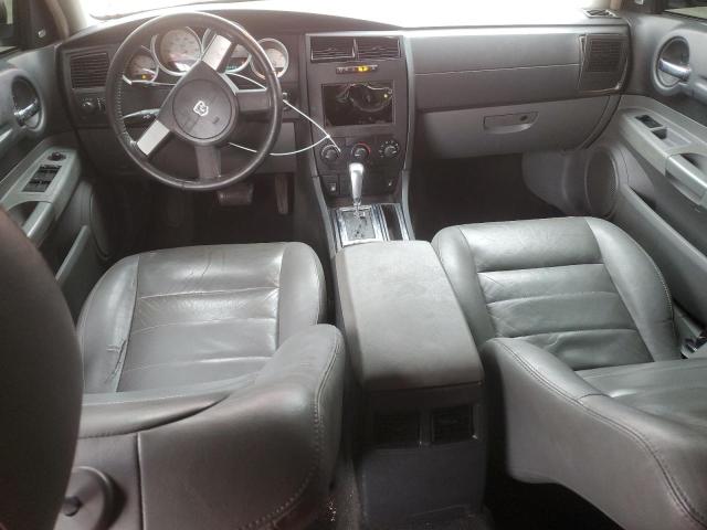 Photo 8 from auction – 2005 DODGE MAGNUM SXT with VIN 2D4GZ48V55H677420
