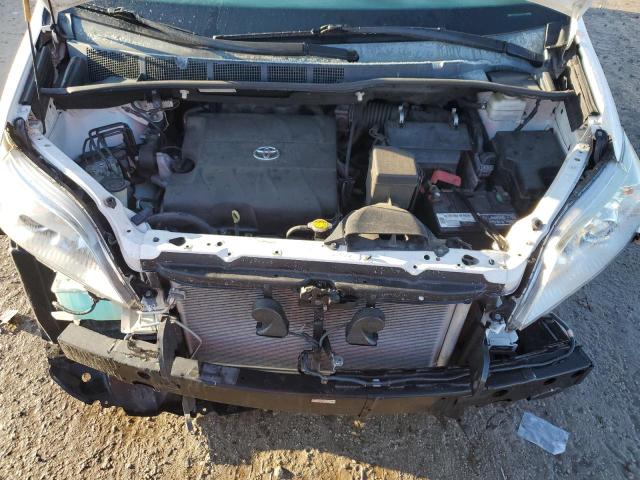 Photo 12 from auction – 2015 TOYOTA SIENNA LE with VIN 5TDKK3DC8FS574201