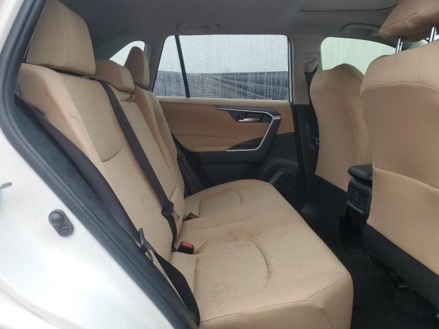 Photo 11 from auction – 2019 TOYOTA RAV4 XLE with VIN JTMW1RFV3KD014971