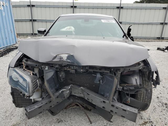 Фото 5 с аукциона – 2019 CHRYSLER 300 S с VIN 2C3CCABG0KH515622