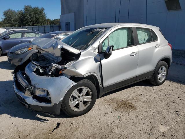 CHEVROLET TRAX LS 2019 with VIN 3GNCJKSB8KL286407 - Photo from auction