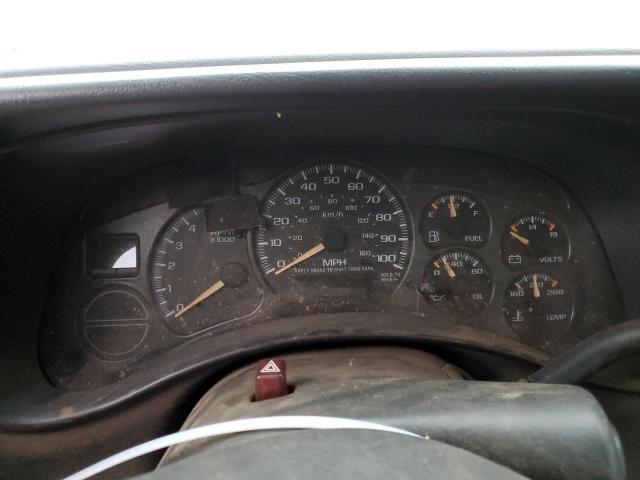 Photo 9 from auction – 2002 CHEVROLET SILVERADO with VIN 1GCEC14V02Z181060