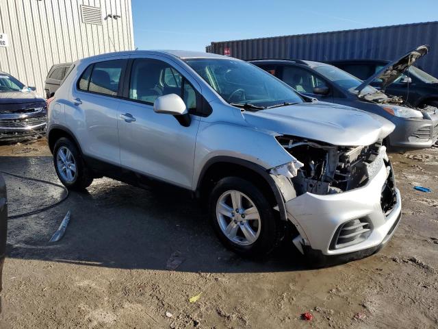 Photo 4 from auction – 2018 CHEVROLET TRAX LS with VIN KL7CJNSB6JB595624
