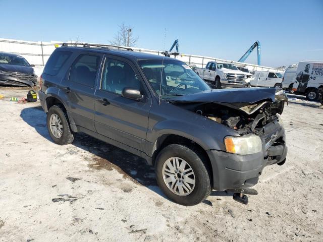 Photo 4 from auction – 2004 FORD ESCAPE XLT with VIN 1FMYU03184DA15965