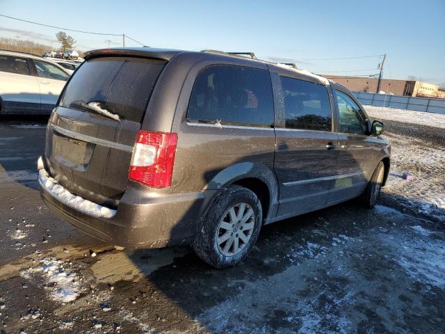 Photo 3 from auction – 2016 CHRYSLER TOWN & COU with VIN 2C4RC1BG3GR247527