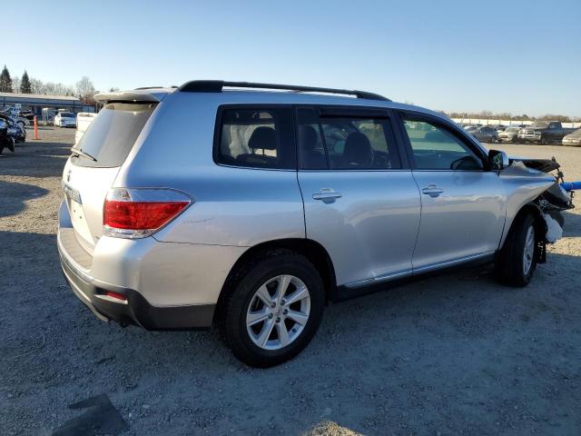 Photo 3 from auction – 2011 TOYOTA HIGHLANDER with VIN 5TDBK3EH7BS049554