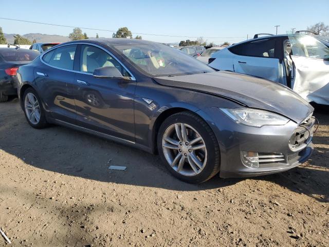 Photo 4 from auction – 2014 TESLA MODEL S with VIN 5YJSA1H17EFP65188