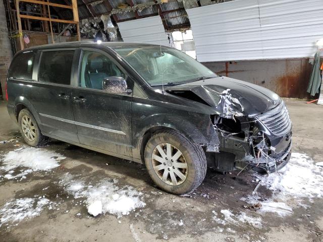 Photo 4 from auction – 2015 CHRYSLER TOWN & COU with VIN 2C4RC1BG3FR715447