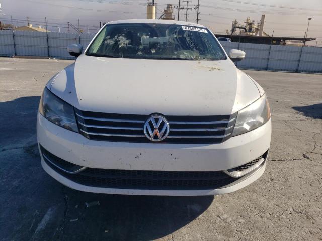 Photo 5 from auction – 2014 VOLKSWAGEN PASSAT S with VIN 1VWAT7A32EC087190