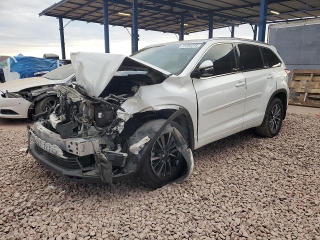 TOYOTA HIGHLANDER 2018 with VIN 5TDKZRFH5JS527210 - Photo from auction