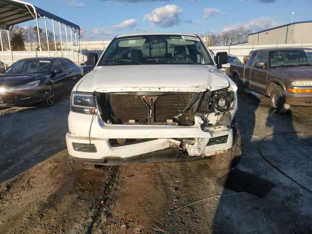 Photo 5 from auction – 2005 FORD F150 with VIN 1FTRX02W05KD71661
