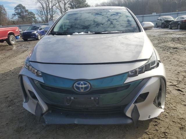 Photo 5 from auction – 2018 TOYOTA PRIUS PRIM with VIN JTDKARFP0J3088644
