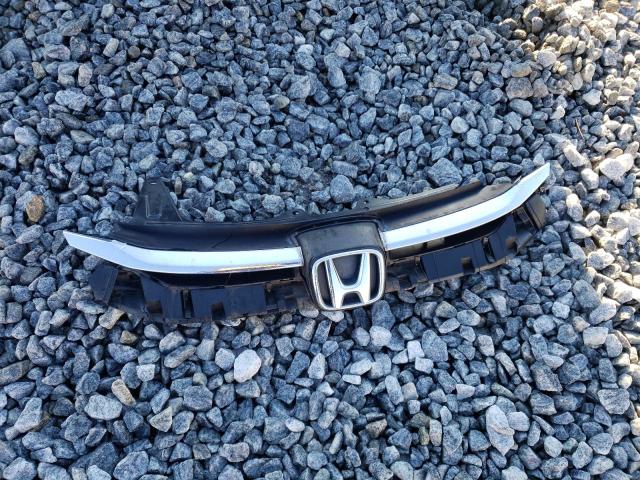 Photo 13 from auction – 2016 HONDA CR-V LX with VIN 2HKRM3H38GH532458