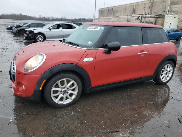 MINI COOPER S 2015 with VIN WMWXP7C5XF2A41663 - Photo from auction