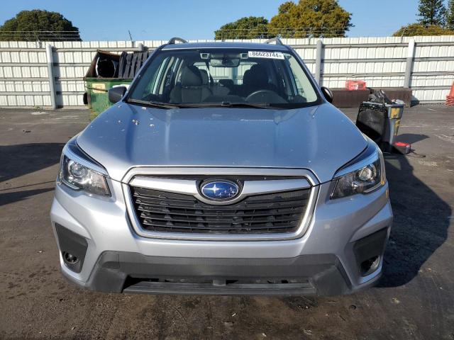 Photo 5 from auction – 2019 SUBARU FORESTER with VIN JF2SKACC9KH575346