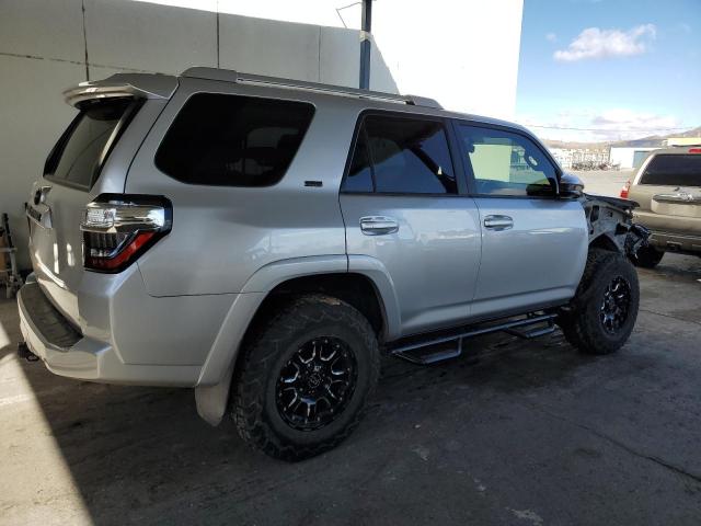 Photo 3 from auction – 2016 TOYOTA 4RUNNER SR with VIN JTEBU5JR4G5361134