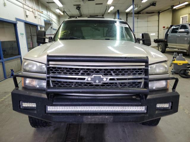Photo 5 from auction – 2005 CHEVROLET SILVERADO with VIN 1GCHK33285F869381