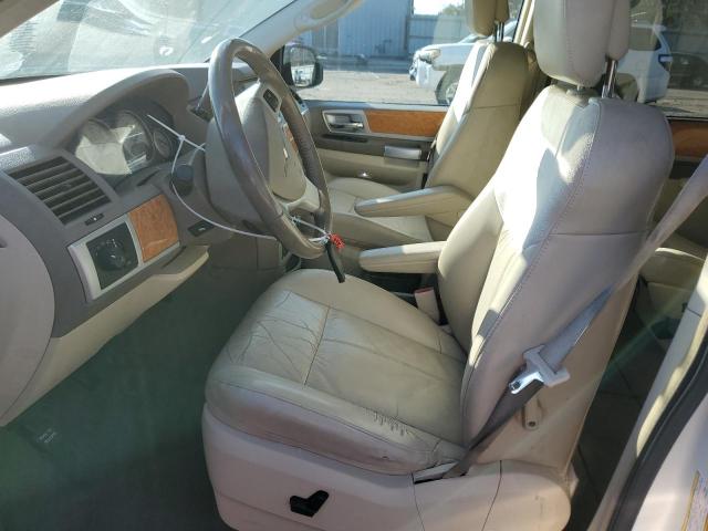 Photo 7 from auction – 2010 CHRYSLER TOWN & COU with VIN 2A4RR7DX7AR353480
