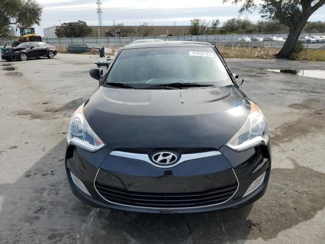 Foto 5 de la subasta – 2016 HYUNDAI VELOSTER con VIN KMHTC6AD3GU256608