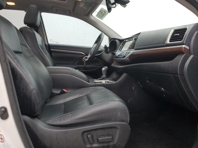 Photo 7 from auction – 2015 TOYOTA HIGHLANDER with VIN 5TDDKRFH1FS174534