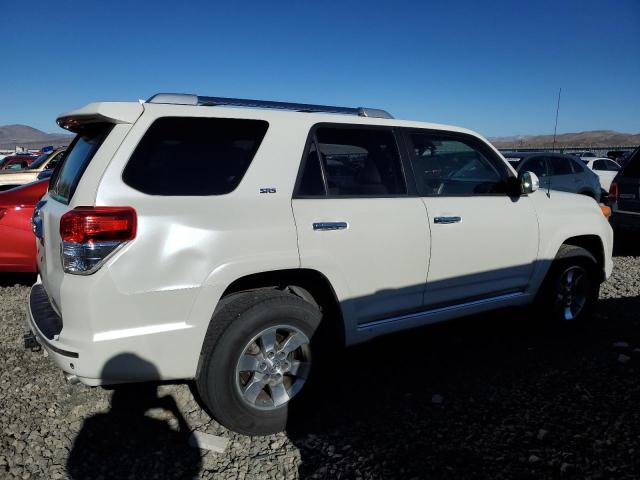 Photo 3 from auction – 2010 TOYOTA 4RUNNER SR with VIN JTEBU5JR9A5032548