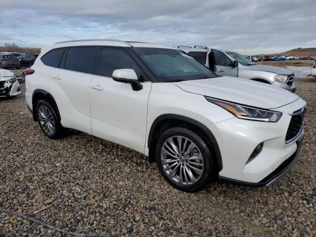 Photo 4 from auction – 2020 TOYOTA HIGHLANDER with VIN 5TDFZRBH8LS005035