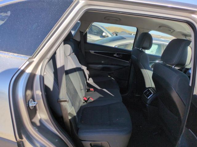 Photo 10 from auction – 2016 KIA SORENTO LX with VIN 5XYPG4A36GG164464