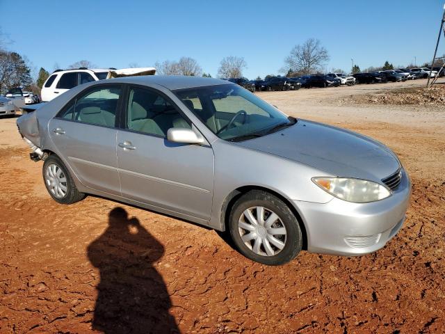 Photo 4 from auction – 2005 TOYOTA CAMRY LE with VIN 4T1BE32K85U550925