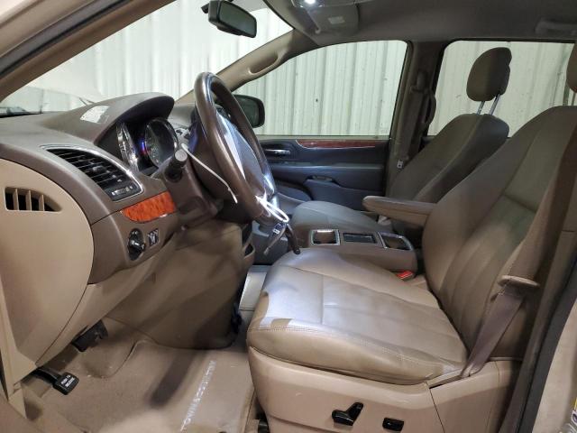Photo 7 from auction – 2016 CHRYSLER TOWN & COU with VIN 2C4RC1BG2GR255358