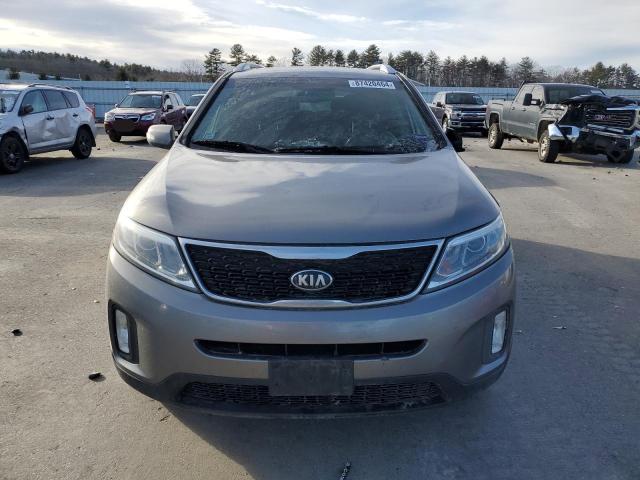 Photo 5 from auction – 2015 KIA SORENTO LX with VIN 5XYKTDA68FG567277