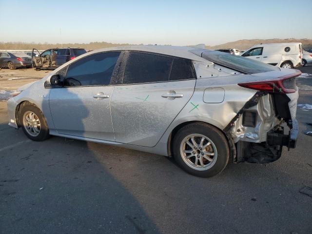 Photo 2 from auction – 2018 TOYOTA PRIUS PRIM with VIN JTDKARFP0J3080849